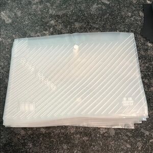 20 x Clear Document Holders Button Snap Closure Letter Size 8.5”x11” holder NWOT